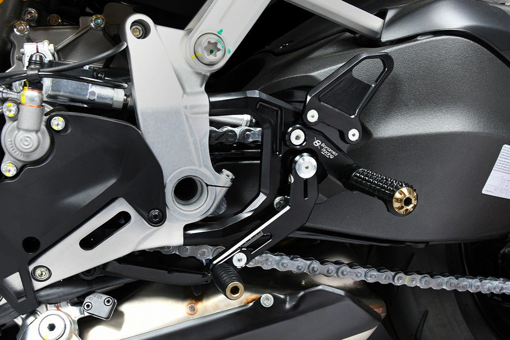 Bonamici Rearsets Ducati Streetfighter V2 22>